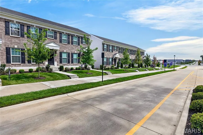 352 Fall Harvest Parkway, Wentzville, MO 63385 — listing photo 26 of 39