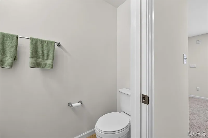 352 Fall Harvest Parkway, Wentzville, MO 63385 — listing photo 16 of 39