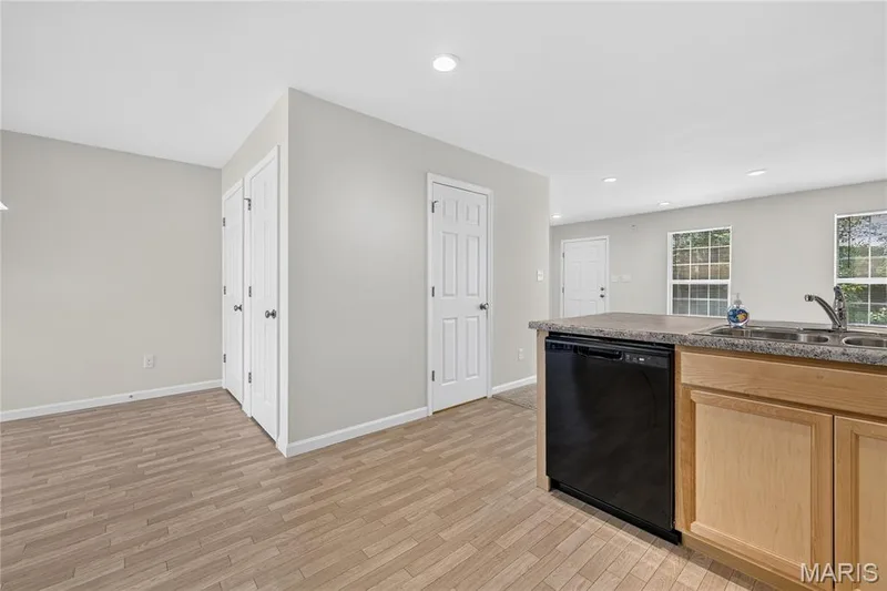 352 Fall Harvest Parkway, Wentzville, MO 63385 — listing photo 12 of 39