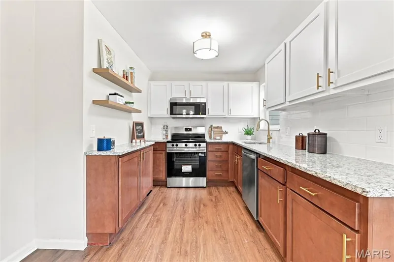 16 Coach Court, St Peters, MO 63376 — listing photo 9 of 30