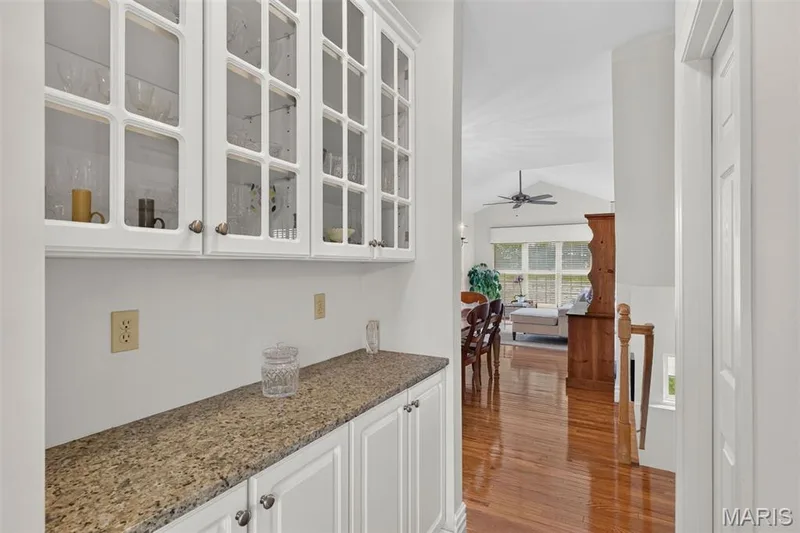 14748 Thornhill Terrace Drive, Chesterfield, MO 63017 — listing photo 26 of 42