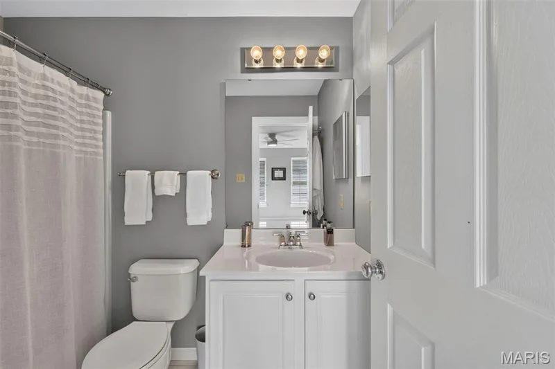 14748 Thornhill Terrace Drive, Chesterfield, MO 63017 — listing photo 36 of 42