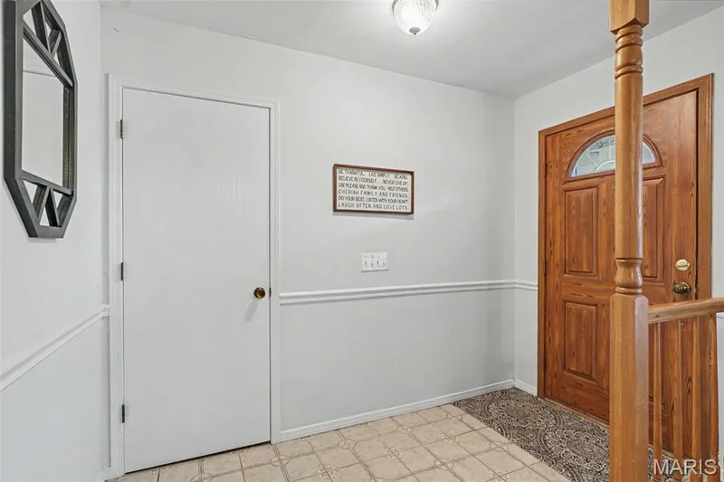 149 Hunters Ridge, St Charles, MO 63301 — listing photo 4 of 35