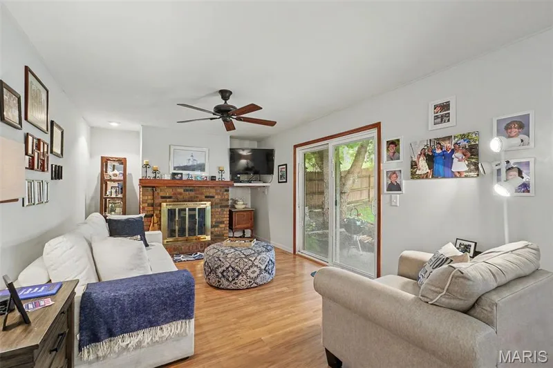 149 Hunters Ridge, St Charles, MO 63301 — listing photo 14 of 35