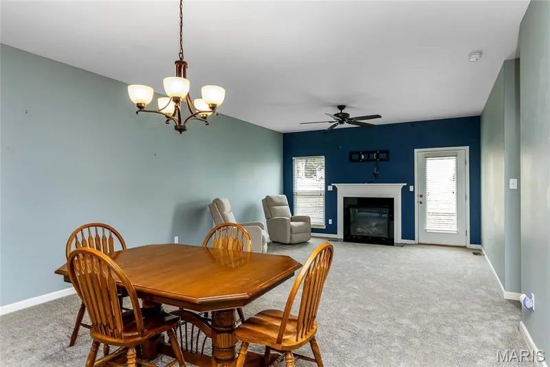 10 Thoreau Court, O'Fallon, MO 63366 — listing photo 9 of 24