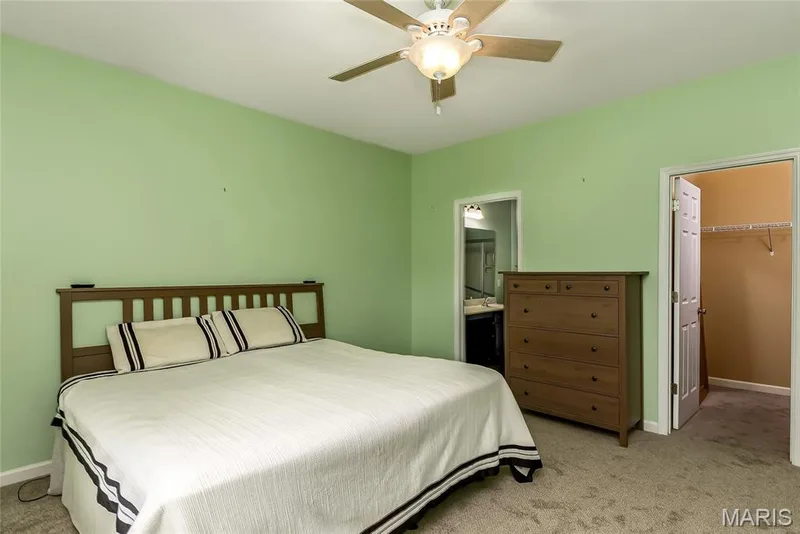 10 Thoreau Court, O'Fallon, MO 63366 — listing photo 12 of 24