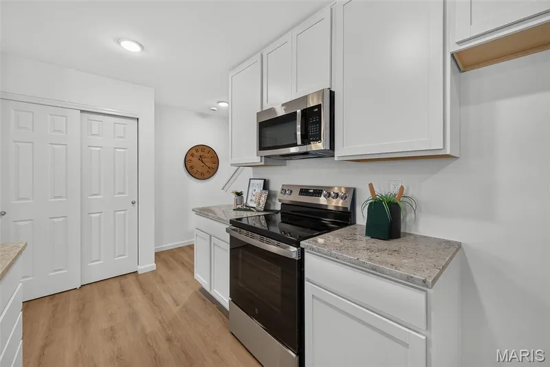9031 Wilkie Station Street, St Charles, MO 63301 — listing photo 25 of 53