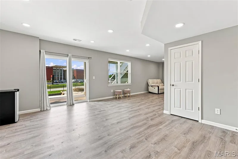 103 Berry Manor Circle, St Peters, MO 63376 — listing photo 32 of 38