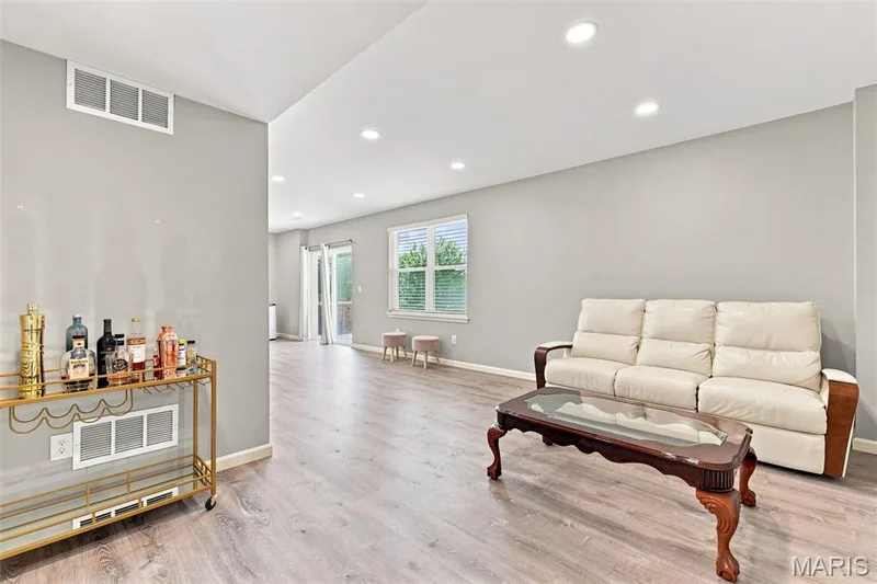 103 Berry Manor Circle, St Peters, MO 63376 — listing photo 34 of 38