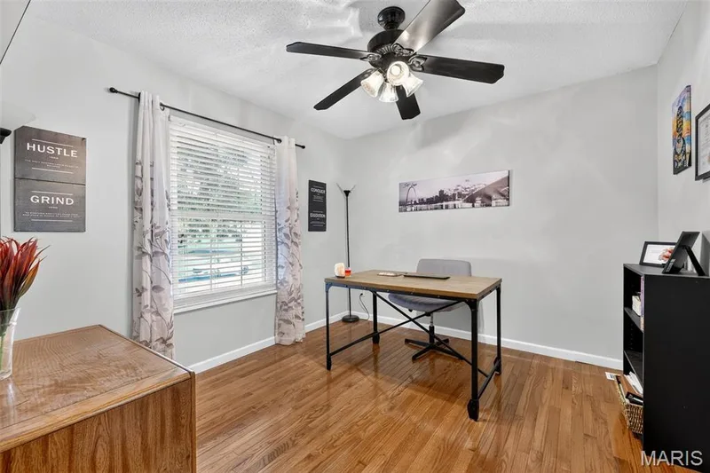 42 Bridgeport Drive, St Charles, MO 63304 — listing photo 12 of 30