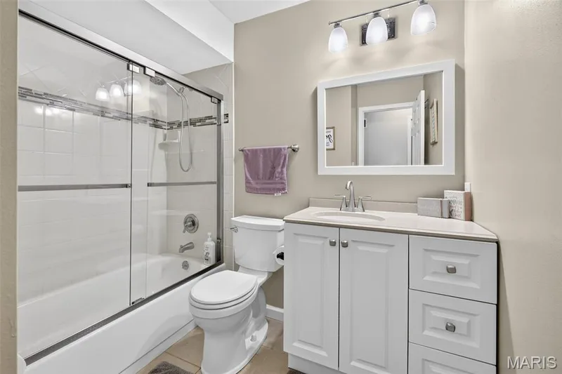 42 Bridgeport Drive, St Charles, MO 63304 — listing photo 9 of 30