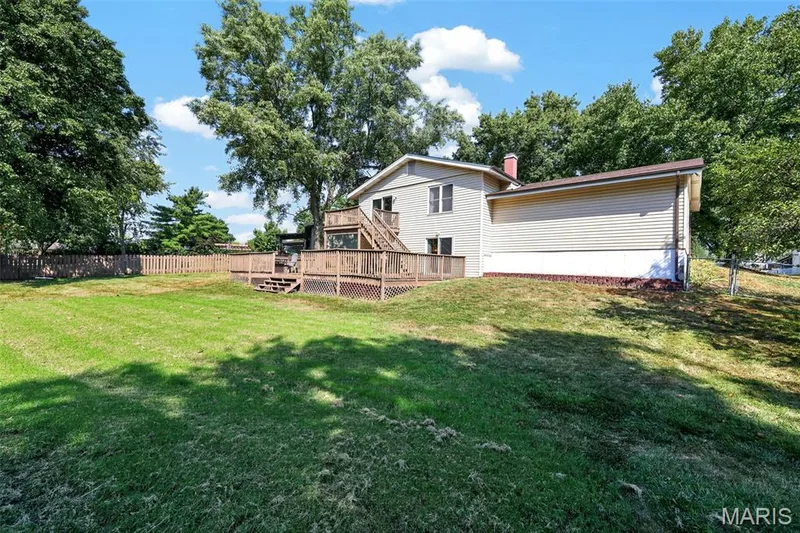 42 Bridgeport Drive, St Charles, MO 63304 — listing photo 23 of 30