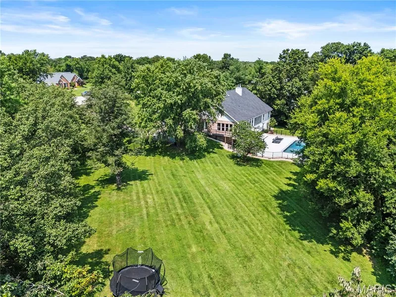 620 Forest Meadow Court, Defiance, MO 63341 — listing photo 4 of 36