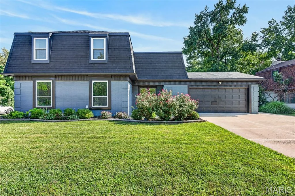 201 Sutters Mill Road, St Peters, MO 63376 — listing photo 1 of 70