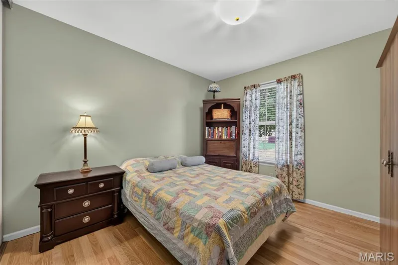 1103 Athena Way, St Peters, MO 63376 — listing photo 23 of 35