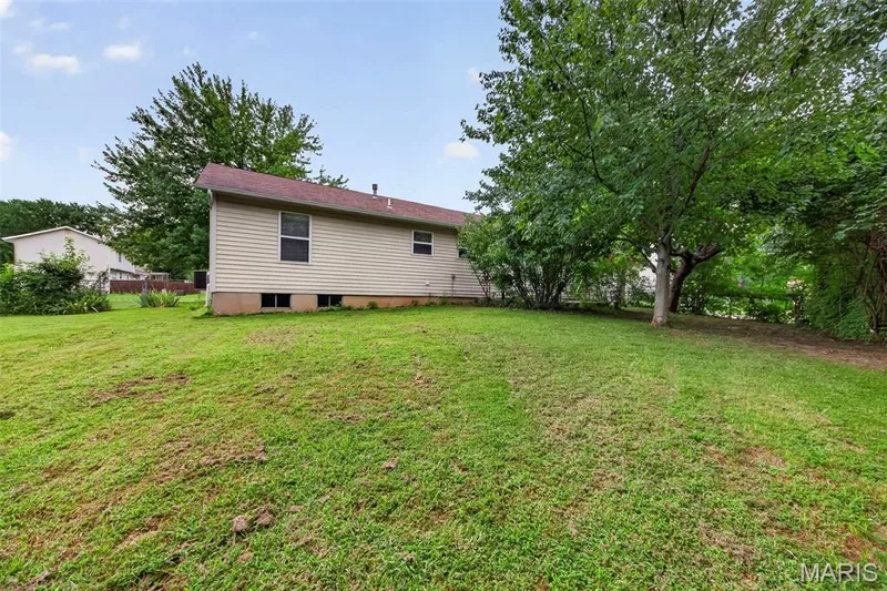 1103 Athena Way, St Peters, MO 63376 — listing photo 32 of 35