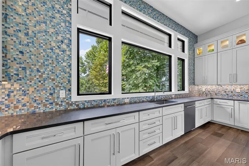 19256 Saint Albans Forest Lane, Wildwood, MO 63038 — listing photo 15 of 41