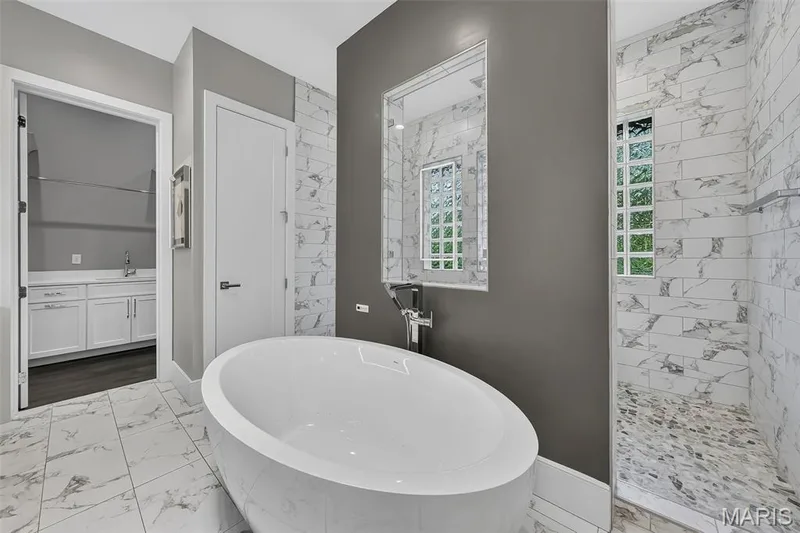 19256 Saint Albans Forest Lane, Wildwood, MO 63038 — listing photo 25 of 41