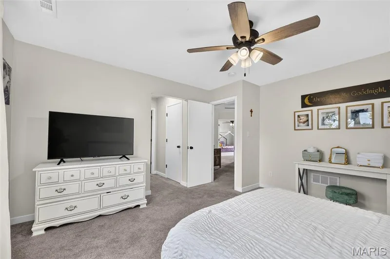 1339 Flintshire Lane, Lake St. Louis, MO 63367 — listing photo 11 of 26
