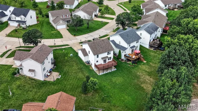 1339 Flintshire Lane, Lake St. Louis, MO 63367 — listing photo 23 of 26