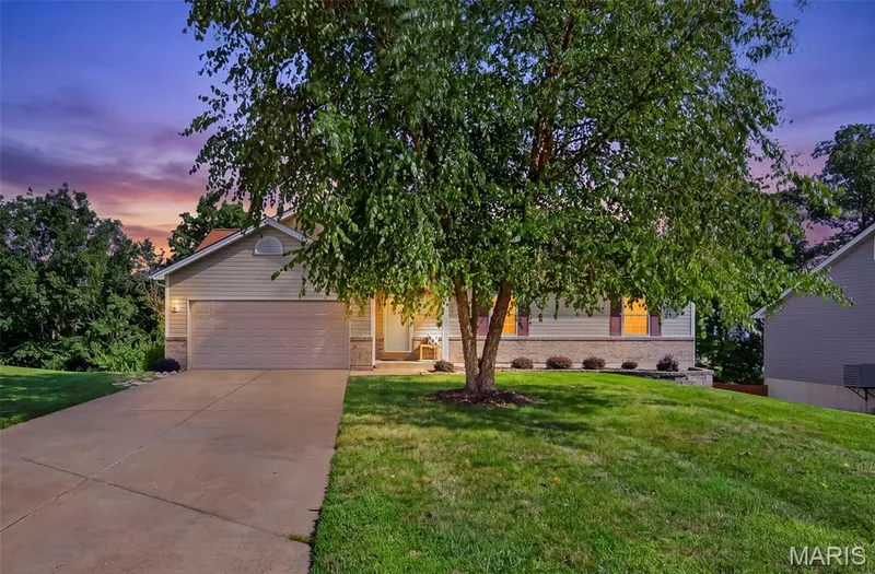 1761 Fairview Farms Circle, Wentzville, MO β listing photo 1
