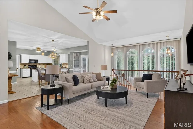 1487 Crooked Stick Drive, O'Fallon, MO 63366 — listing photo 5 of 44