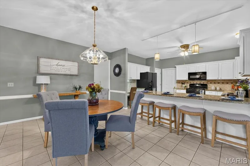 1487 Crooked Stick Drive, O'Fallon, MO 63366 — listing photo 9 of 44