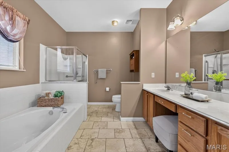 1487 Crooked Stick Drive, O'Fallon, MO 63366 — listing photo 16 of 44