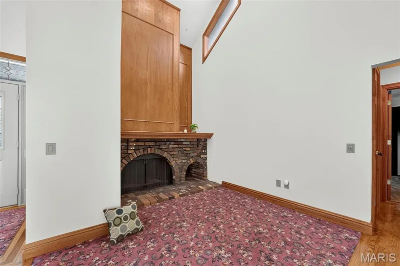 1028 Monfort Court, Lake St. Louis, MO 63367 — listing photo 10 of 51