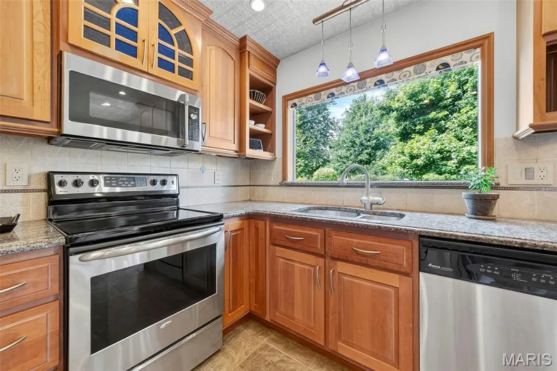 1028 Monfort Court, Lake St. Louis, MO 63367 — listing photo 24 of 51