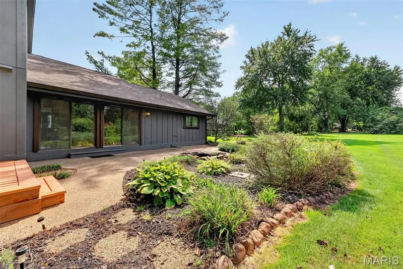 1028 Monfort Court, Lake St. Louis, MO 63367 — listing photo 43 of 51