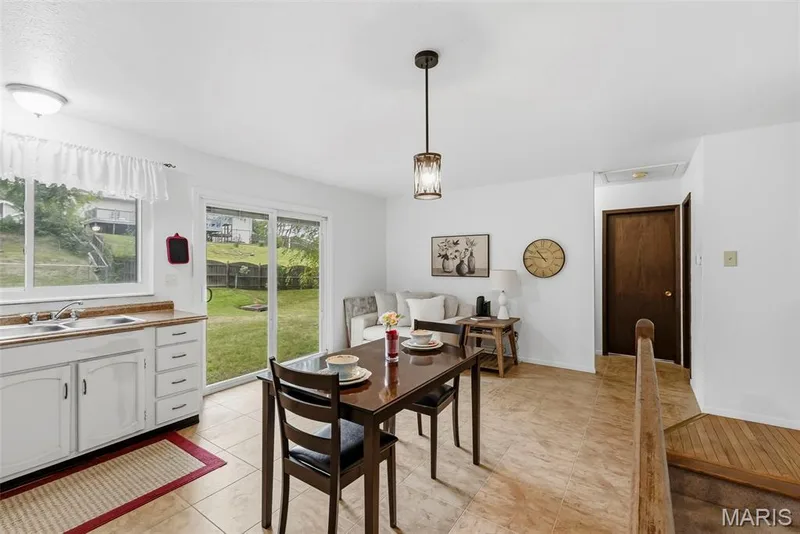 194 Driftwood Lane, St Peters, MO 63376 — listing photo 8 of 31