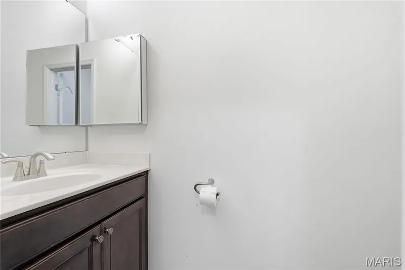 Main floor powder room — 1278 Harvester Drive, Chesterfield, MO 63005