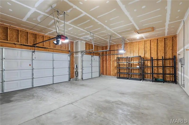 Oversized 3 car garage — 1278 Harvester Drive, Chesterfield, MO 63005