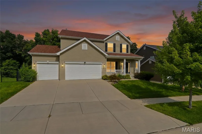 Picture of the property at twilight — 1278 Harvester Drive, Chesterfield, MO 63005