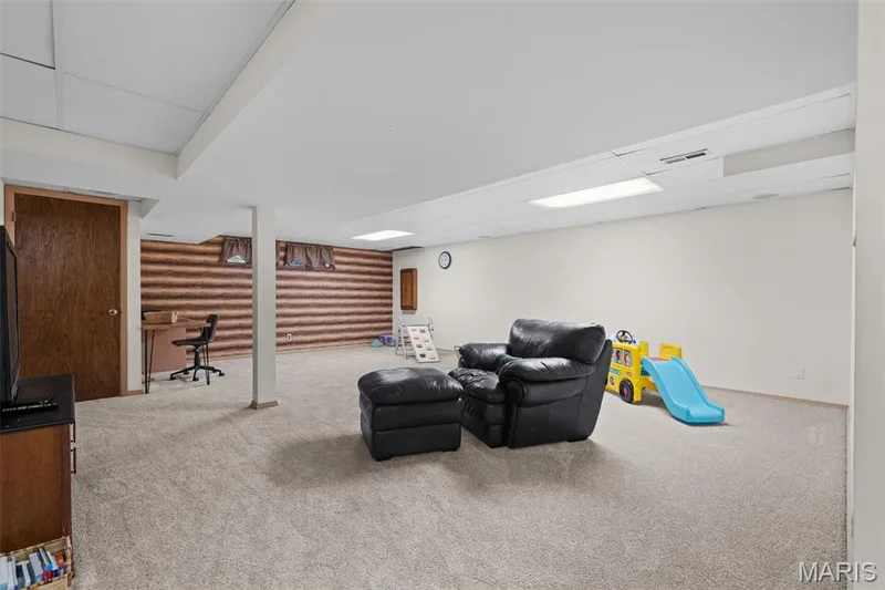 2045 Country Field Drive, Chesterfield, MO 63017 — listing photo 33 of 43
