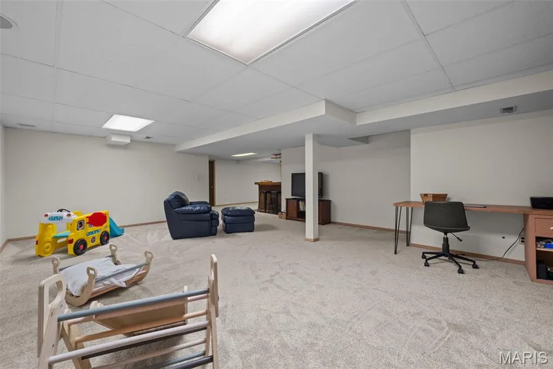 2045 Country Field Drive, Chesterfield, MO 63017 — listing photo 34 of 43