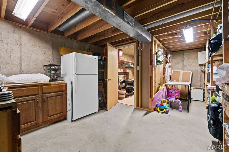 2045 Country Field Drive, Chesterfield, MO 63017 — listing photo 37 of 43