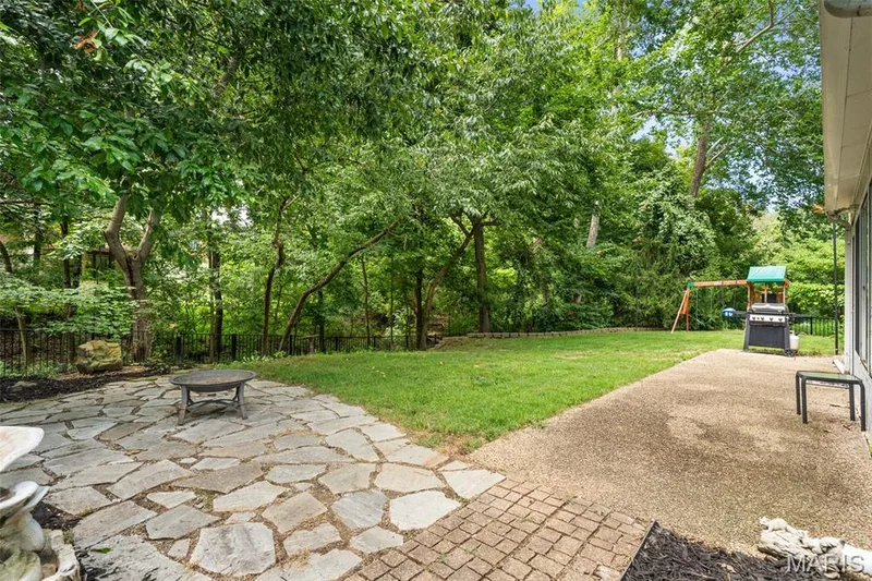 2045 Country Field Drive, Chesterfield, MO 63017 — listing photo 42 of 43