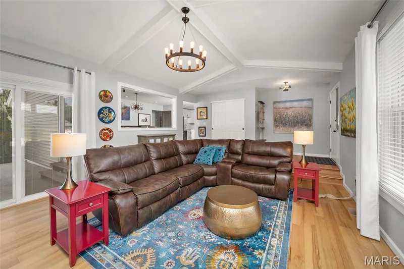 1 Oak Valley Drive, St Peters, MO 63376 — listing photo 5 of 34