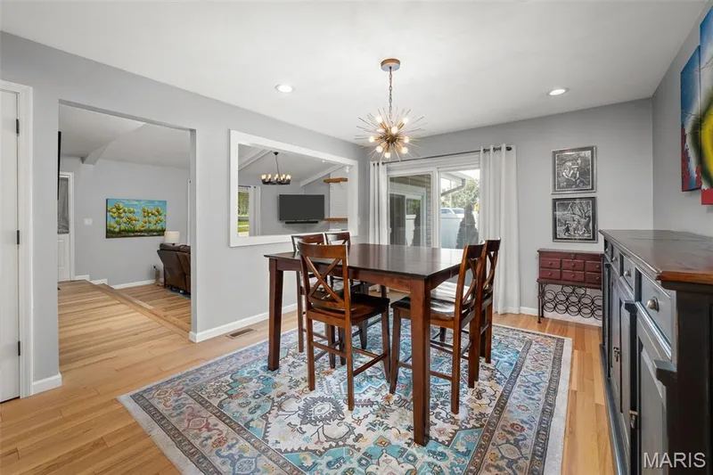 1 Oak Valley Drive, St Peters, MO 63376 — listing photo 7 of 34