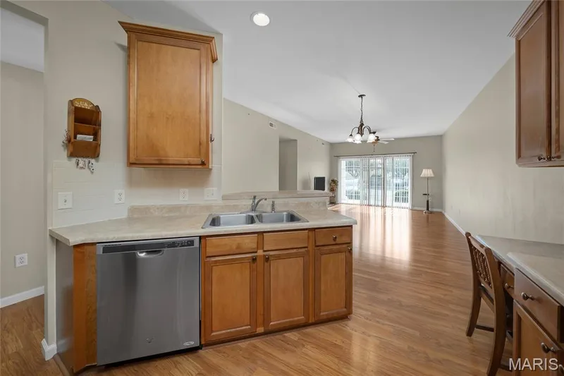 1505 S Old Highway 94 #203, St Charles, MO 63303 — listing photo 16 of 35