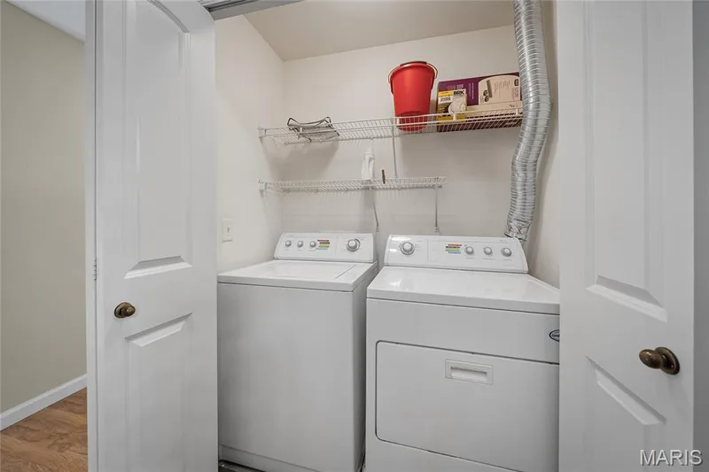 1505 S Old Highway 94 #203, St Charles, MO 63303 — listing photo 26 of 35