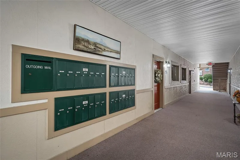 1505 S Old Highway 94 #203, St Charles, MO 63303 — listing photo 27 of 35