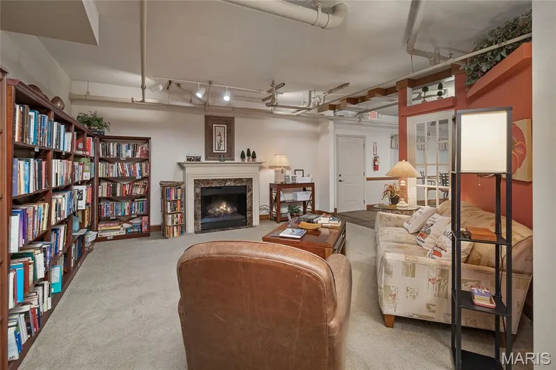1505 S Old Highway 94 #203, St Charles, MO 63303 — listing photo 32 of 35