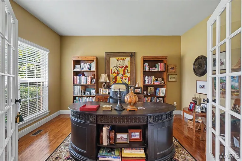 1157 Hollow Valley Court, St Charles, MO 63304 — listing photo 4 of 27