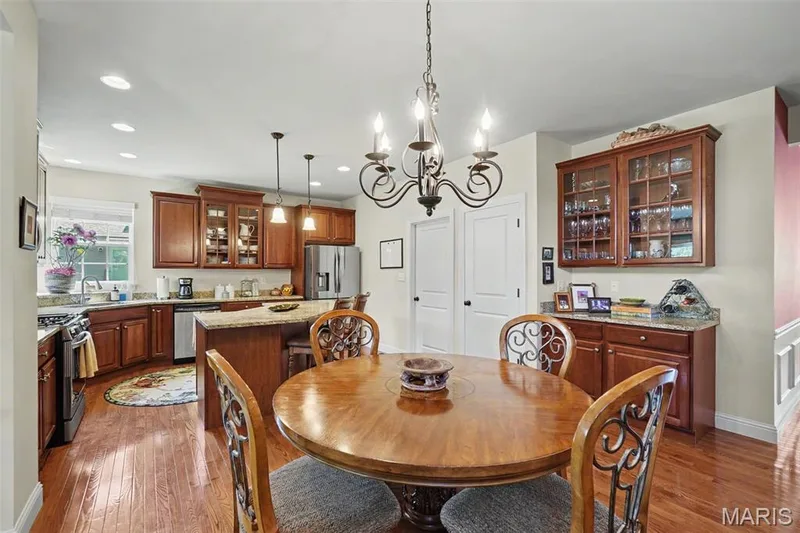1157 Hollow Valley Court, St Charles, MO 63304 — listing photo 11 of 27
