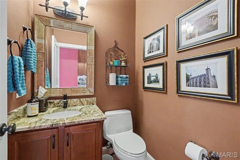 1157 Hollow Valley Court, St Charles, MO 63304 — listing photo 15 of 27
