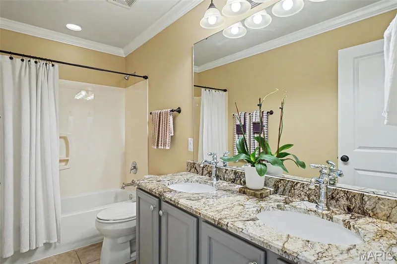1157 Hollow Valley Court, St Charles, MO 63304 — listing photo 23 of 27