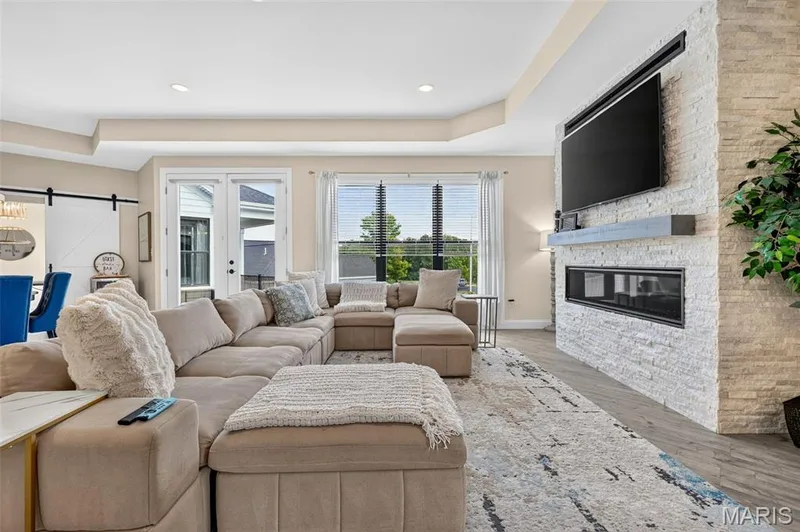 Great room to private courtyard — 155 Haven Ridge Court, Dardenne Prairie, MO 63368